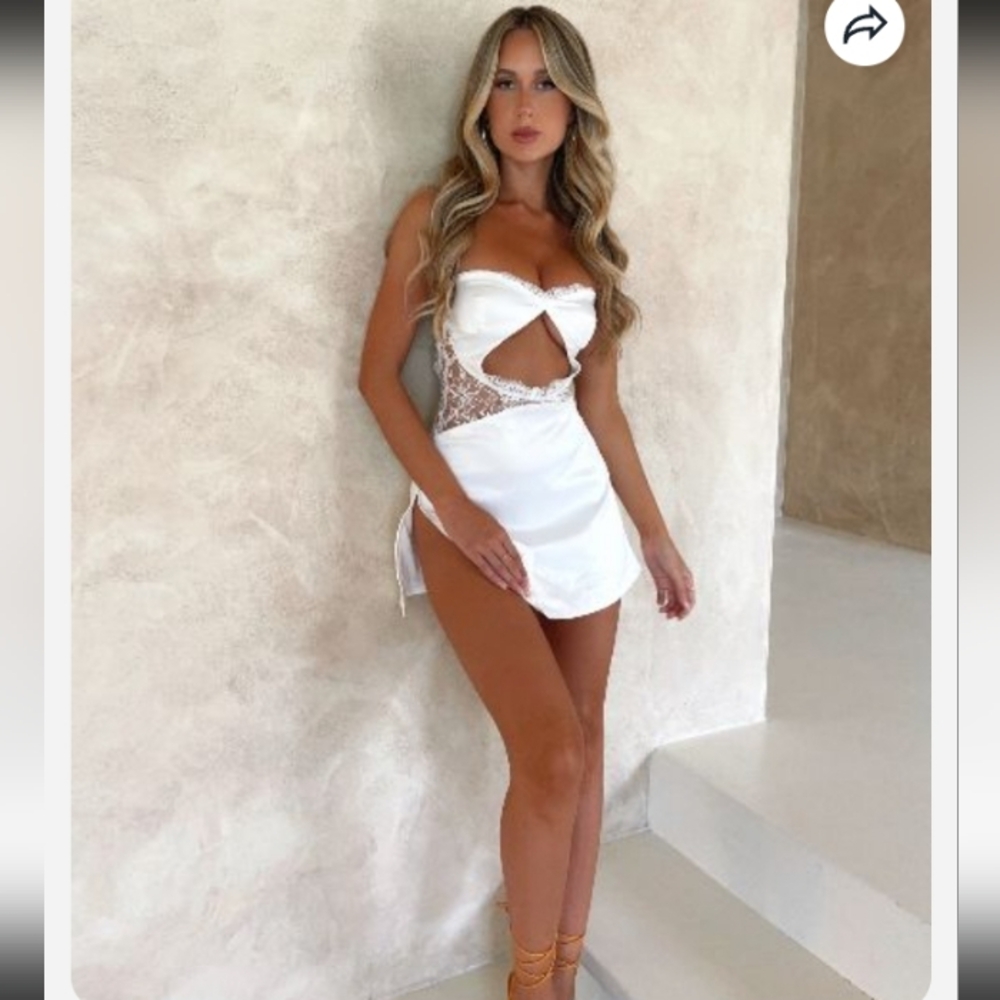 Not For Salexxx OUTCAST EXCLUSIVES, CELINE SATIN And Lace Strapless MINI DRESS